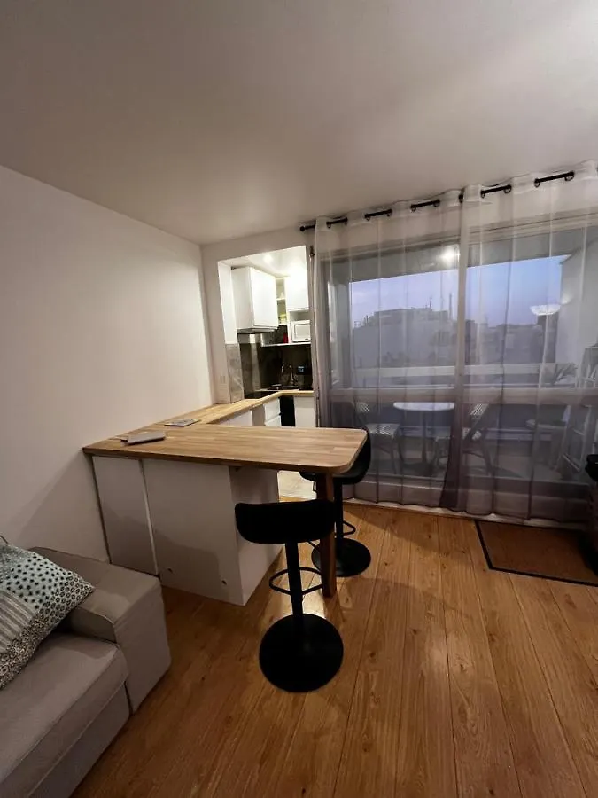Tour Eiffel-montparnasse Joli Studio * 파리